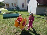 Hrajeme si na zahrádce